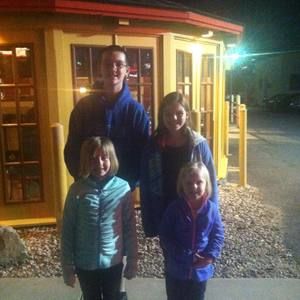 Meet your Posher, Holly